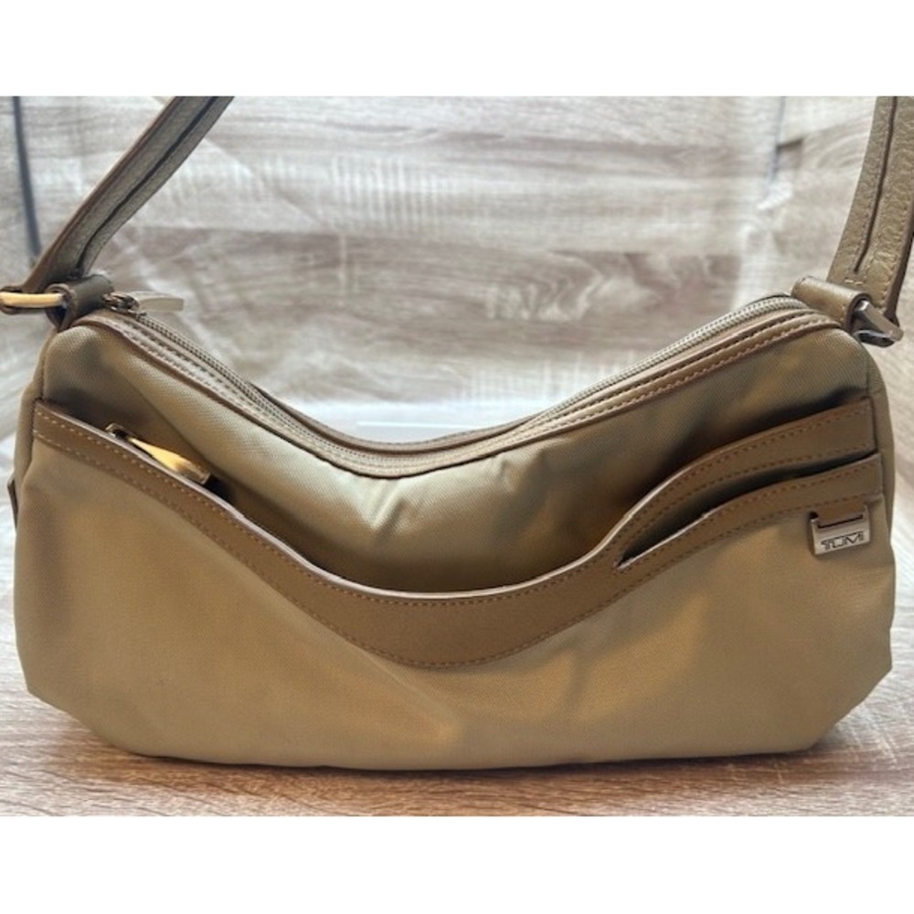 Tumi Ballistic Nylon w/Leather Trim Purse Bag Tan w/Blue Lining